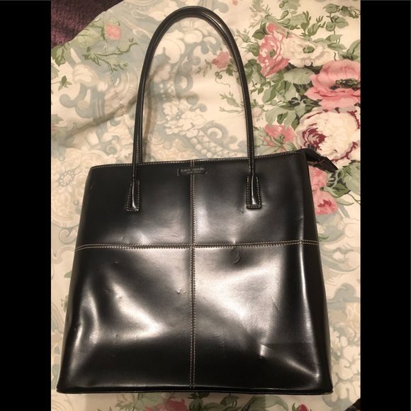 kate spade Handbags - HP - Kate Spade Tote Bag